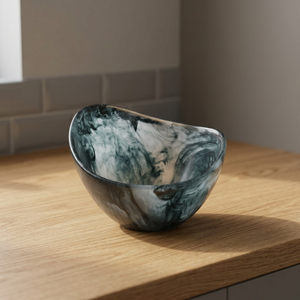 Tazón de Resina Hecho a Mano con Patrón de Mármol, Diseño Minimalista para Decoración del Hogar y Servir Comida, Tazón Personalizado - Product Image 1