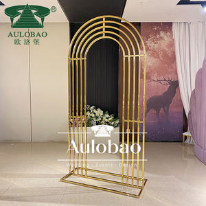 Aulobao AW-589 - Soporte de Exhibición Moderno en Forma de Arco, de Acero Inoxidable Dorado, con Logotipo Personalizado, para Bodas, Eventos, Bares y Hoteles - Product Image 4