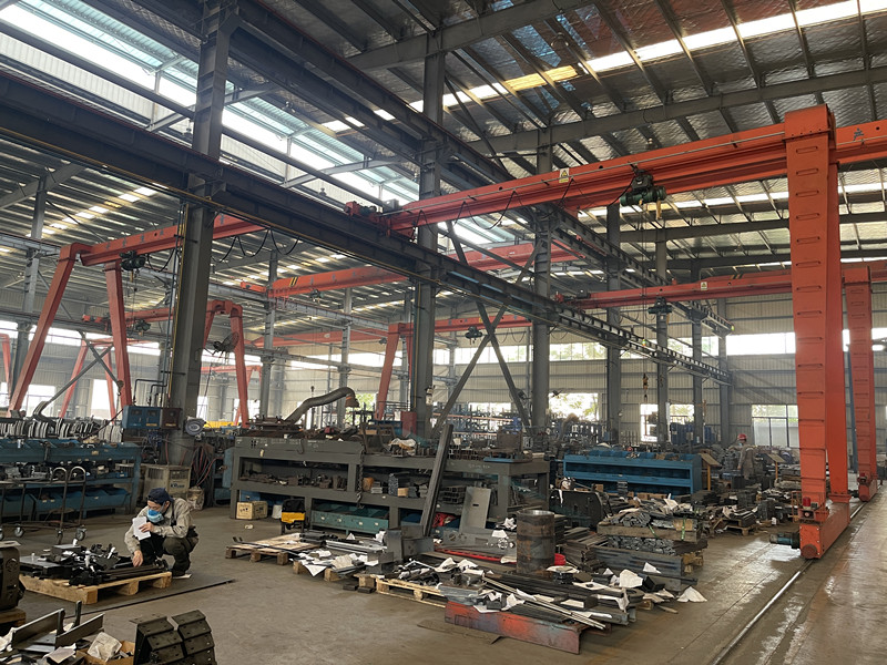 1T 1.5T Stand On 3 Direction Forklift Pallet Stacker Electric For Warehouse