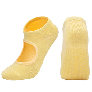 Chaussettes confortables à talon ouvert pour femmes, en tissu respirant avec adhérence renforcée en silicone pour les entraînements pieds <span class=keywords><strong>nus</strong></span> - Product Image 5