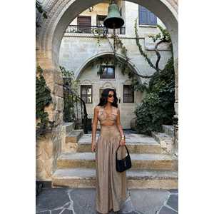 Conjunto de Traje con Chaleco Beige con Detalle de Botones para Mujer - Product Image 3