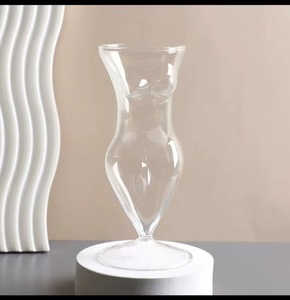 كأس زجاجي على شكل امرأة عارية مثيرة لشرب النبيذ الأحمر والكوكتيلات للحفلات - Product Image 4