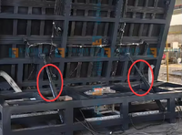 La machine de découpe de verre CNC est équipée d'une table inclinable hydraulique pour un chargement, un positionnement et une séparation plus faciles du verre.