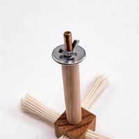 Jouet pour oiseaux en forme de moulin à vent rotatif avec bâtonnets en bois de couleur naturelle, accessoire suspendu pour cage pour grand perroquet