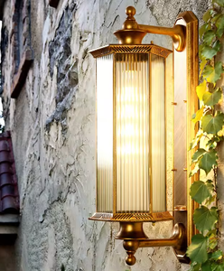 Nouvel arrivage de lampes à led dorées en aluminium pour jardin extérieur nordique moderne et chic - Product Image 2