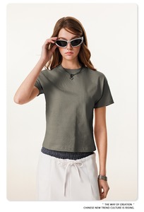 เสื้อค<span class=keywords><strong>รอ</strong></span>ปท็อปผู้หญิง แฟชั่นลำลอง ทรงเข้ารูป ทันสมัย ประจำปี 2026 เสื้อยืดแขนสั้นสำหรับฤดูร้อน มี<span class=keywords><strong>ส</strong></span>ินค้าพร้อม<span class=keywords><strong>ส</strong></span>่ง รับออกแบบโลโก้และสกรีนลาย - Product Image 3