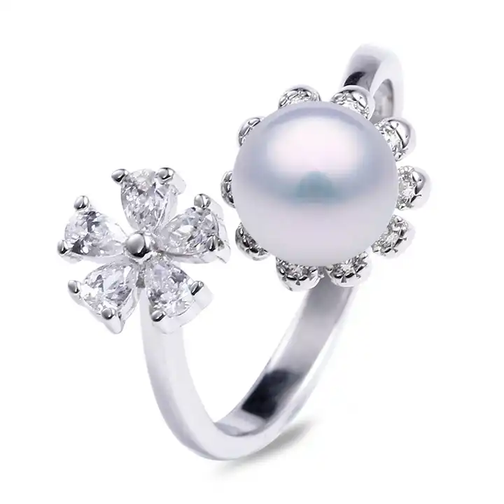 Buy quality Silver Guru Stone Ladies Ring in Ahmedabad