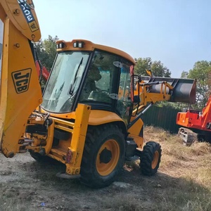 Retroexcavadora JCB 3CX Usada, Pocas Horas de Uso, Pintura Original, Bien Mantenida, Gran Potencia, Rendimiento Estable, Duradera y Rentable - Product Image 3