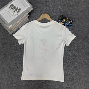 T-shirt décontracté blanc à col rond en coton pur avec broderie 3D effet poudre motif <span class=keywords><strong>petit</strong></span> ours R~L style européen-américain - Product Image 2