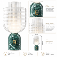 Lampe de table contemporaine en matériaux naturels, base en marbre, abat-jour en verre côtelé, lumière G9 pour hall d'hôtel, chambre à coucher, intérieur