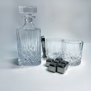 Lead-Free Whiskey Glass <span class=keywords><strong>Set</strong></span> <span class=keywords><strong>Wine</strong></span> Bottles Sáng tạo thiết kế thủy tinh cho quà tặng doanh nghiệp - Product Image 2