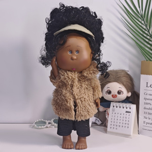 Vêtements uniquement - Vente en gros disponible pour des manteaux, des pantalons et des chapeaux mignons pour les poupées espagnoles <span class=keywords><strong>Mia</strong></span> - Product Image 2