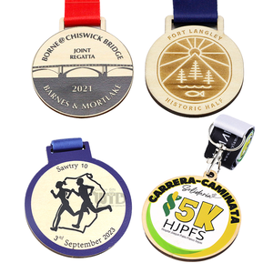 Medallas Deportivas de Metal con Logotipo Personalizado, Precio de Fábrica, MOQ Bajo, Medalla de Premio Dorada - Product Image 1