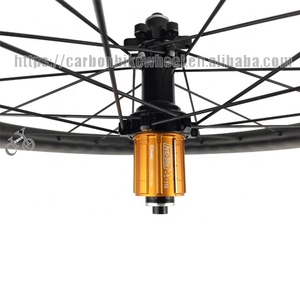 20 pouces 451 roues en carbone 50mm X 25mm roues de vélo pliables frein à disque 11 vitesses roues de vélo pliantes en carbone 20" - Product Image 4