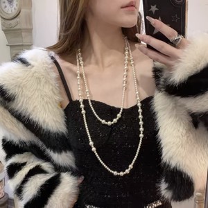 Elegant Multi Layer Pearl Sweater Chain Long Necklace For Women Vintage Style Everyday Wear - Product Image 3