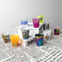 Logo personnalisé 2oz verres à liqueur colorés petite tasse à vin jetable tasse souvenir élégante pour les événements ou les célébrations