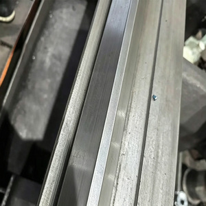 Torno de Metal de Tipo Económico, Calidad Confiable para Negocios de Procesamiento de Metal a Pequeña Escala - Product Image 2