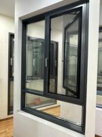 Fenêtres à battants en aluminium à rupture de pont thermique de haute qualité, homologuées CE, avec verre triple vitrage Low-E à facteur U 0.2 et moustiquaire.