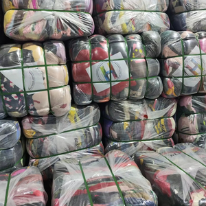 Pacas de Ropa de Segunda Mano Barata al por Mayor con Vestidos Mixtos para Niños, Mujer y Hombre de <span class=keywords><strong>Shein</strong></span> - Product Image 1