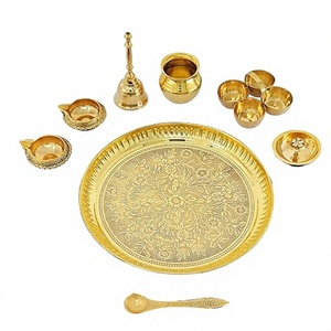 Ensemble de thali en laiton pour la puja avec lampes à huile et cloche pour les activités religieuses - Product Image 3