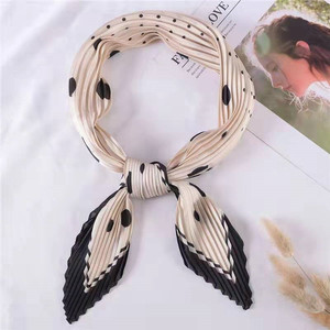 Nuovo Retro di Stile Del Punto Dell'onda Delle <span class=keywords><strong>Donne</strong></span> Decorazione <span class=keywords><strong>Bandana</strong></span> Dei Capelli Sciarpa di Seta Sciarpa - Product Image 3