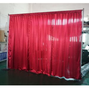 Système de tringles télescopiques en aluminium argentées avec rideaux en velours/chiffon pour la décoration de mariages et les salons professionnels - Product Image 3