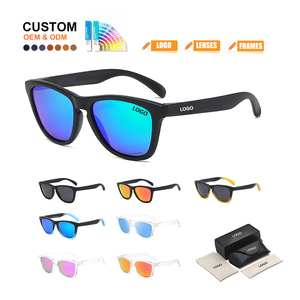 Gafas de Sol de Diseño Personalizadas con Logotipo de Fábrica, al por Mayor, Modernas, para Exteriores, Protección UV400, para Hombre y Mujer - Product Image 1