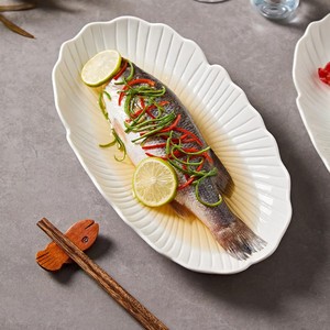 Piatto per Pesce in Ceramica Bianca <span class=keywords><strong>a</strong></span> <span class=keywords><strong>Forma</strong></span> <span class=keywords><strong>di</strong></span> <span class=keywords><strong>Barca</strong></span>, Stile Nordico, Piatto da Cena in Porcellana con Texture in Rilievo, Piatto <span class=keywords><strong>di</strong></span> Servizio per Ristorante - Product Image 3