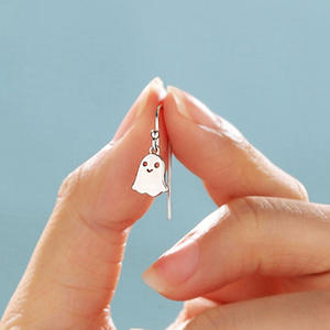 Boucles d'oreilles fantaisie en forme de fantôme doré pour femmes et hommes, bijoux en alliage mignons, boucles d'oreilles à la mode, cadeau de fête, style unisexe - Product Image 4