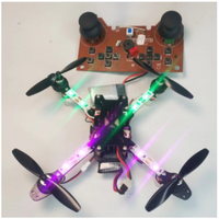 Adolescents étudiants formation modèle d'avion formation avion télécommandé bricolage assemblé quadrirotor