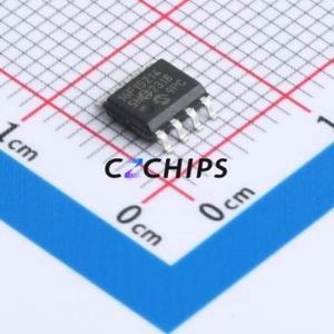 Nouveau et original microcontrôleur de puce IC de Circuit intégré de SOIC-8 PIC16F15214-I/SN (MCU/MPU/SoC) - Product Image 1