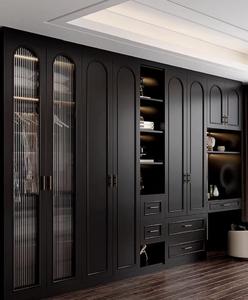 نظام أنيق راقِ مع مقصورات مخفية وشاشات تزيين لغرفة النوم - Product Image 1