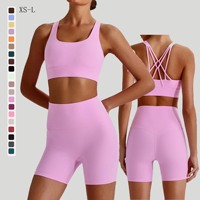 Conjunto de Yoga YIYI de Secado Rápido y Ajuste Ceñido, Top Cruzado con Espalda Descubierta y Pantalones Cortos con Corte en V, para Deportes al Aire Libre, Running y Entrenamiento