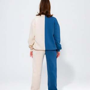 ชุดเสื้อสเวตเตอร์คอกลมและกางเกงผ้าฟลีซสองสีผ้าคอตตอนรุ่นออกแบบได้ตามต้องการ - Product Image 3