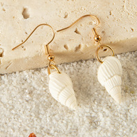 Boucles d'oreilles en coquille de mer d'océan en gros bon marché Boucles d'oreilles Hawaii Summer Beach Natural Corwies Conch Starfish Boucles d'oreilles pour cadeau souvenir