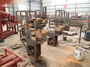 Macchina Manuale Mobile Qmr2-40 per la Produzione di <span class=keywords><strong>Mattoni</strong></span> in Argilla Autobloccanti - Product Image 5