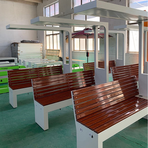 Banc de patio avec structure en aluminium et assise en bois, 4 places, mobilier d'extérieur contemporain et moderne, respectueux de l'environnement - Product Image 1
