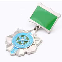 Médaille de haute qualité plaquée or, sculptée sur le thème de l'amour, avec ruban, vente en gros, médailles métalliques personnalisées pour le gouvernement