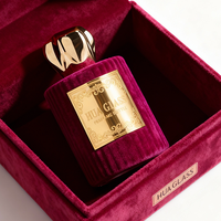 Flacon de parfum en velours premium 50 ml 100 ml rouge rose, flacon de parfum luxueux au design personnalisé avec bouchon en alliage de zinc en forme de couronne