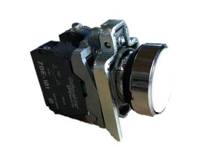 เทเลมาคานิค XB4BA15 ปุ่มกดสปริงรีเทิร์นสีขาว 22 มม. 1NO1NC IP66 - Product Image 1