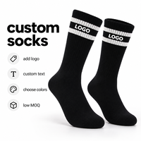 Chaussettes noires rayées blanches personnalisées, chaussettes mi-mollet en tricot côtelé, chaussettes avec logo incrusté et motifs personnalisés, couleurs d'équipe