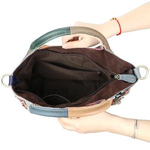 Sac à main AndoBag pour femmes, sacs fourre-tout en cuir véritable, grande capacité, sac à bandoulière à carreaux avec surpiqûres colorées 1730 - Product Image 6