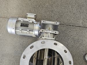 Trasportatore a Coclea Inclinato in Acciaio Inox a Velocità Regolabile per Riso e Mais, Durevole e Facile da Pulire per Alimenti e Bevande - Product Image 6