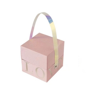 Caja de Regalo de Joyería con Diseño Romántico y Estampado de Amor, Personalizada, al por Mayor, con Asa - Product Image 1