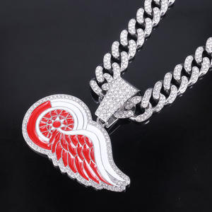 Collana con Ciondolo Personalizzabile con Logo Detroit Red Wings, Catena Cubana Geometrica con Strass, Regalo per Uomini, Donne e <span class=keywords><strong>Amici</strong></span> - Product Image 6