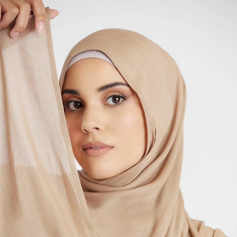 Wholesale Plain Solid Color Cotton Viscose Rayon Long Lightweight Modal  Headwrap Scarf Hijab Shawls