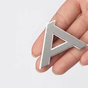 Convient aux badges <span class=keywords><strong>Audi</strong></span> Badges de numéro arrière Badges 4WD Badges latéraux et badges de déplacement pour les modèles A3/A4L/A6L/A8L Décoratifs - Product Image 4