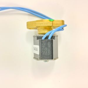 ตัววาล์วโซลินอยด์ยกของ G7C01943A สำหรับคอมเพรสเซอร์เครื่องปรับอากาศกลางฮิตาชิ 20x15x15 แบบไฟฟ้า - Product Image 2