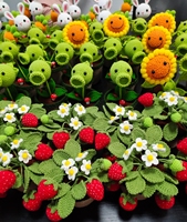 Vente en gros de pots à fruits en crochet élégants faits à la main et personnalisés pour plantes bonsaï, utilisation en voiture/à la maison, cadeaux de Pâques et de remise de diplôme
