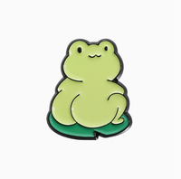 Broche en émail sur le thème des grenouilles, mignonne et amusante, accessoire de mode en métal pour vêtements et cadeau pour amis